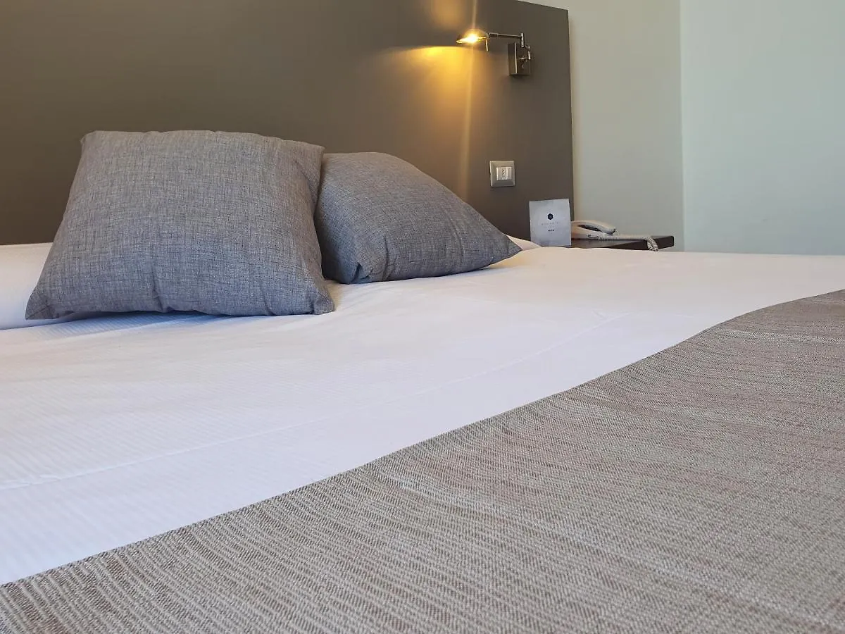 Hotel Meli كاستيلساردو 3*,  إيطاليا