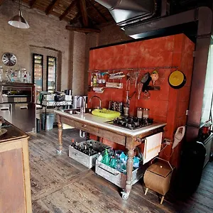  Appartamento Loft Dellartista. Eclettico, Originale, Unico Italia
